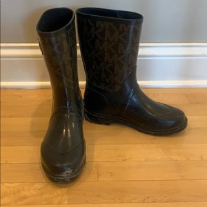 Soze 8 1/2 Micheal Kors Rain boots